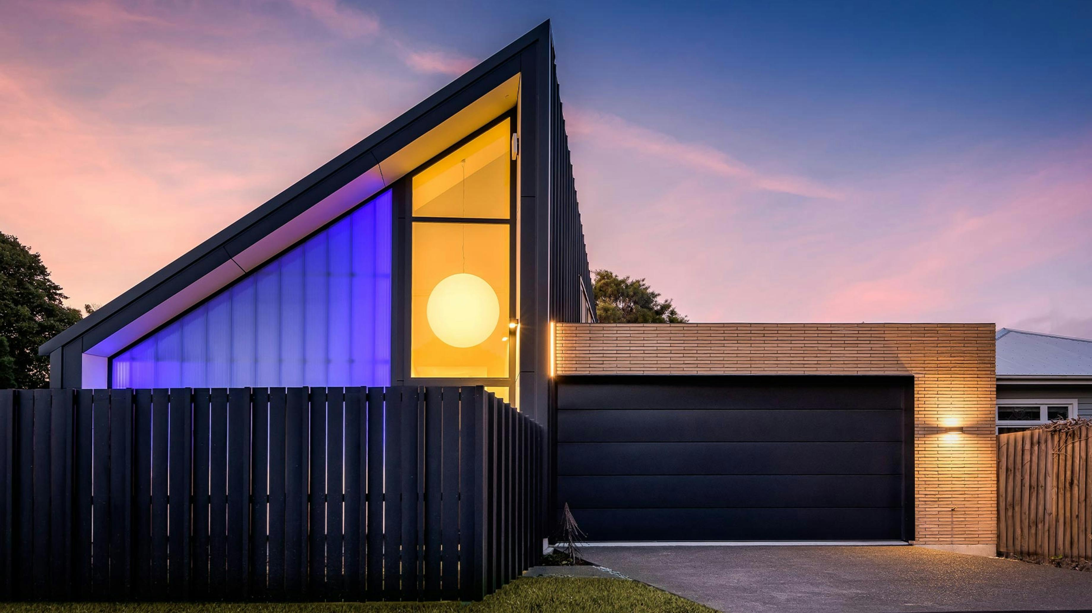 Hawthorne Street Hero 2x